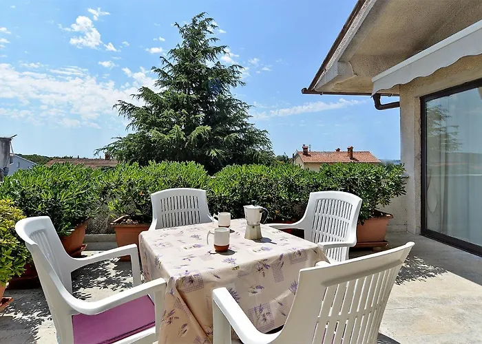 Apartment Tania 1085